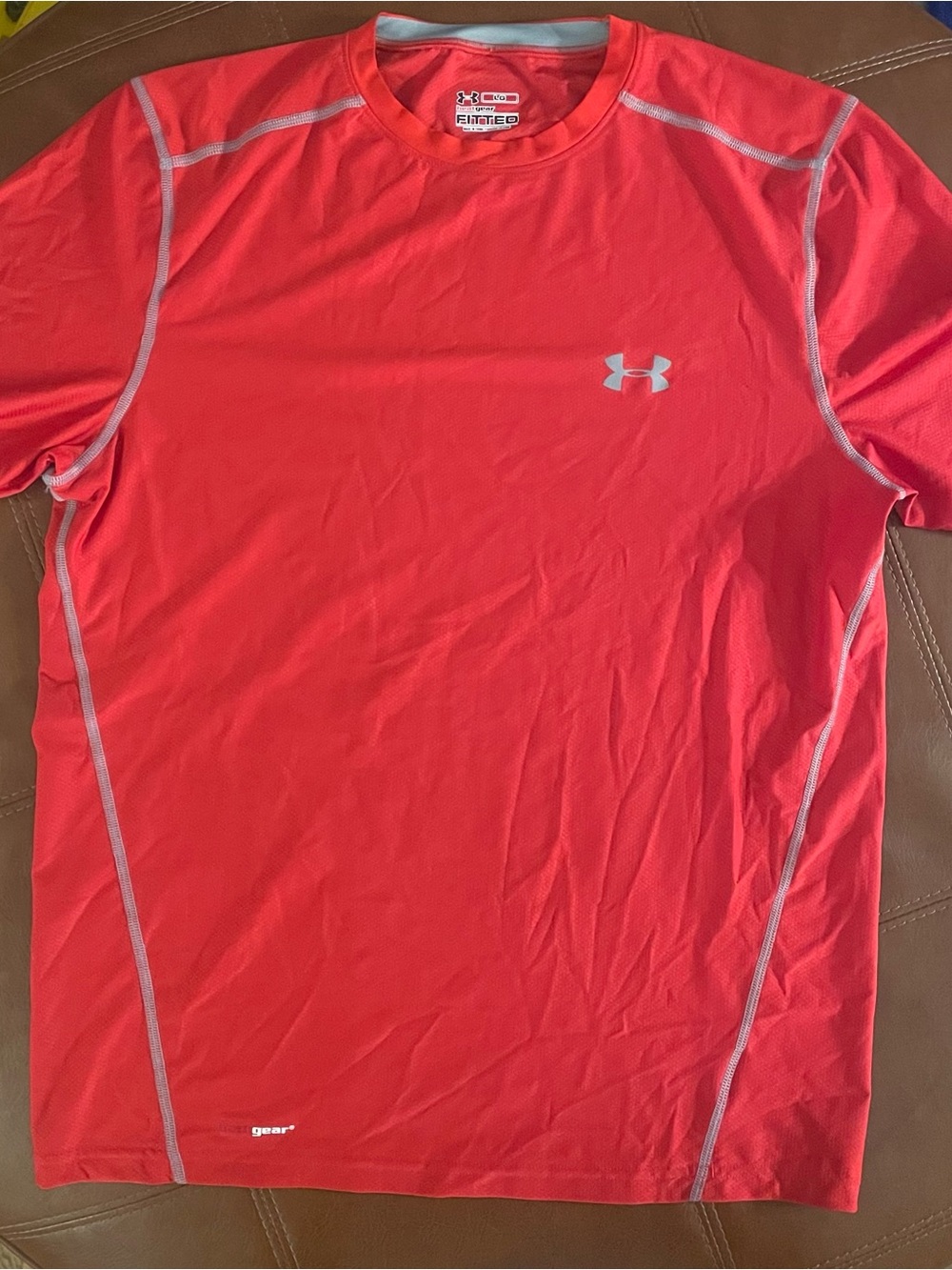 Under Armour Men’s Bright Coral Short-Sleeve Performance Tee - L